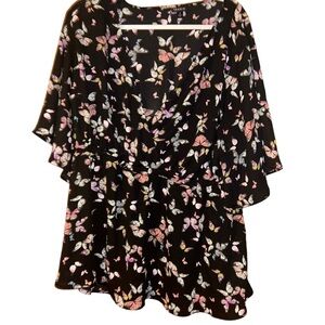 Torrid Lily Babydoll Georgette Surplice butterfly print Blouse  2X 16 18